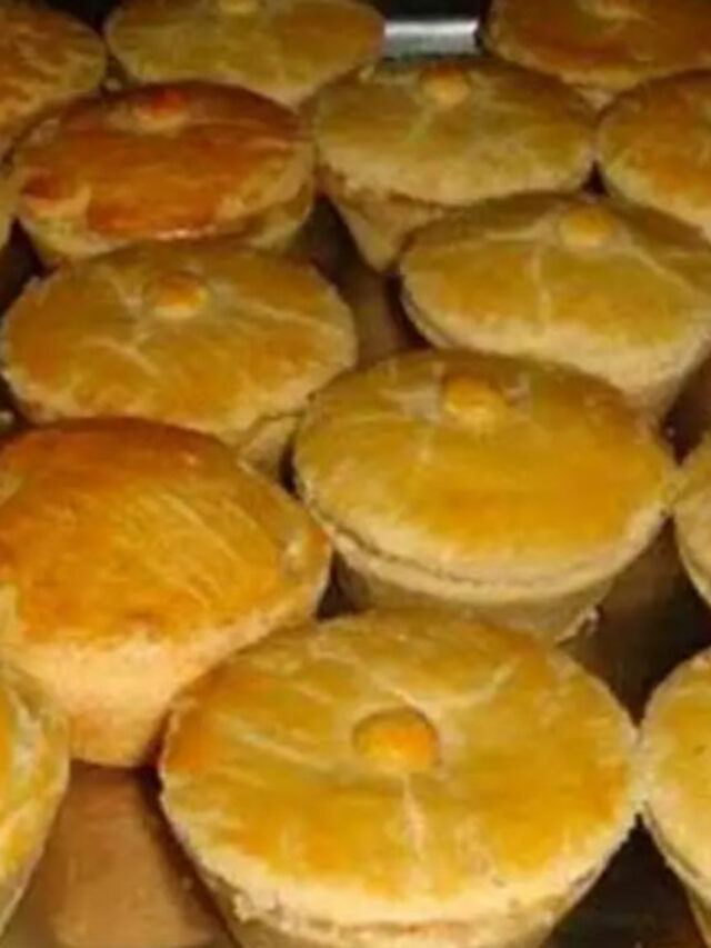 Empadinhas de queijo minas