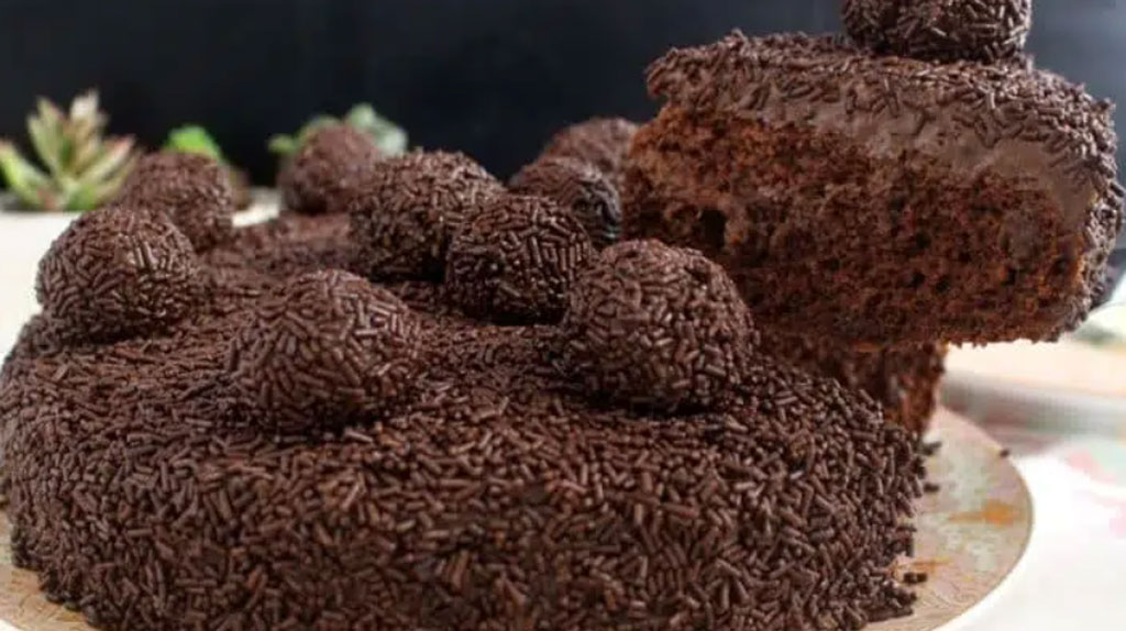 Bolo de brigadeiro