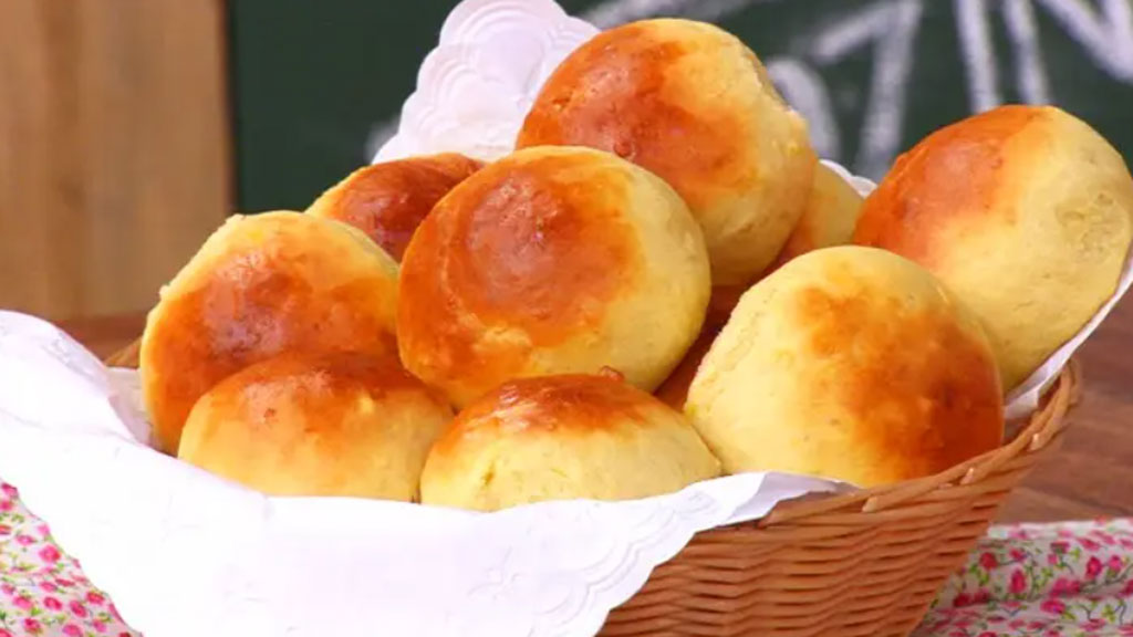 Pão fofinho de 3 ingredientes