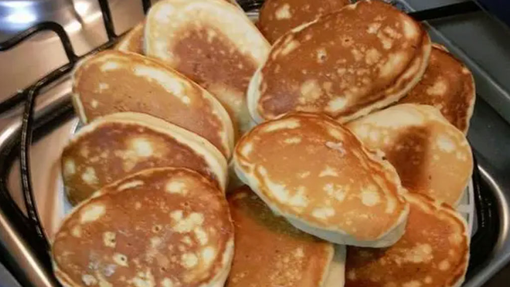 Tareco, o famoso bolinho da infância, veja como fazer - Tudo de Receitas