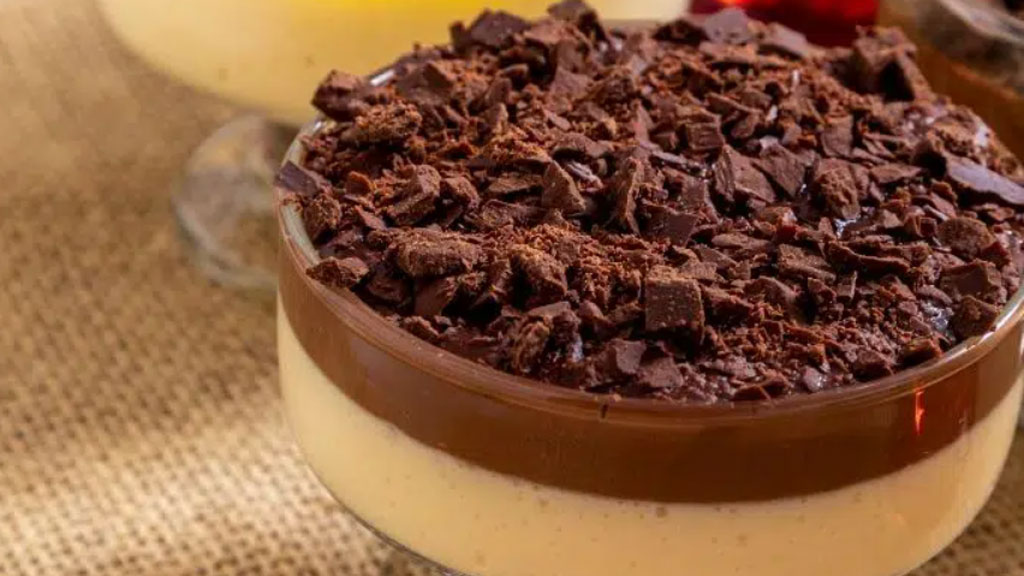 Mousse de ninho com ganache