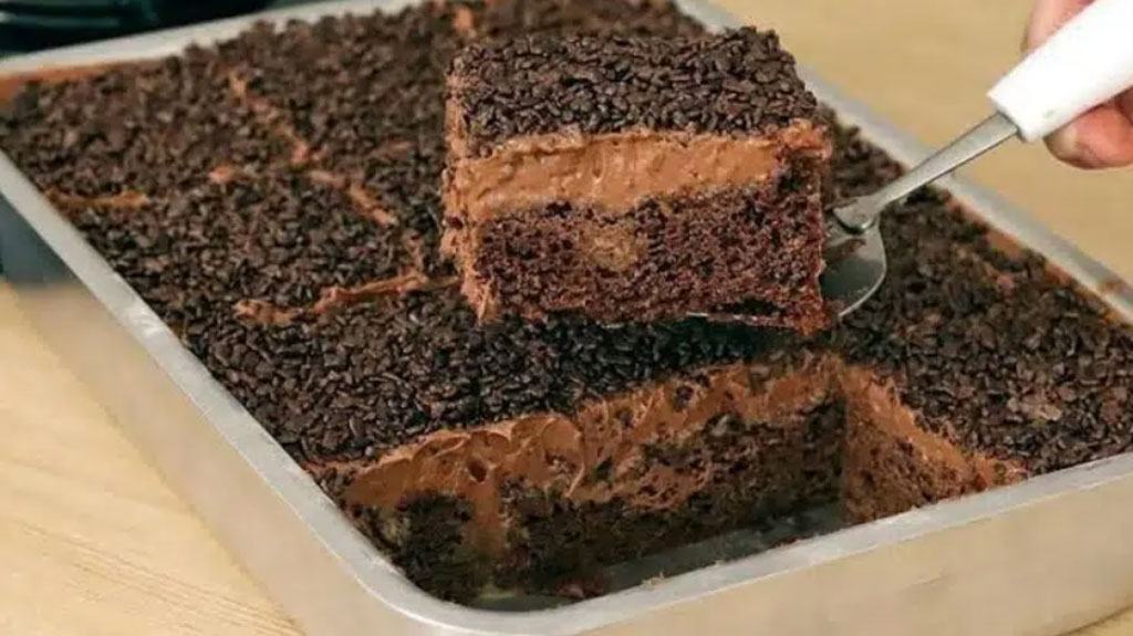 bolo de chocolate molhado