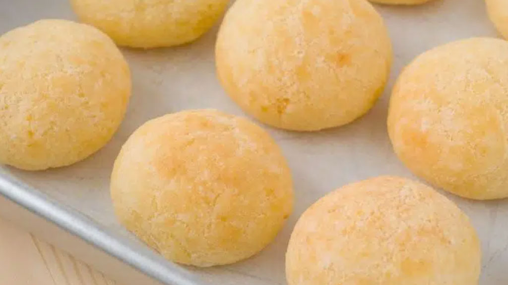 Pão de queijo de 4 ingredientes