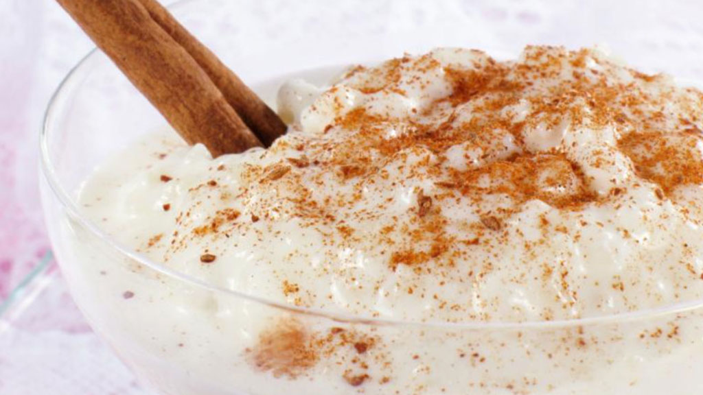 Arroz doce com coco queimado