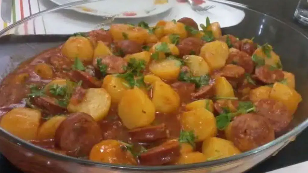 Molho de calabresa e batata