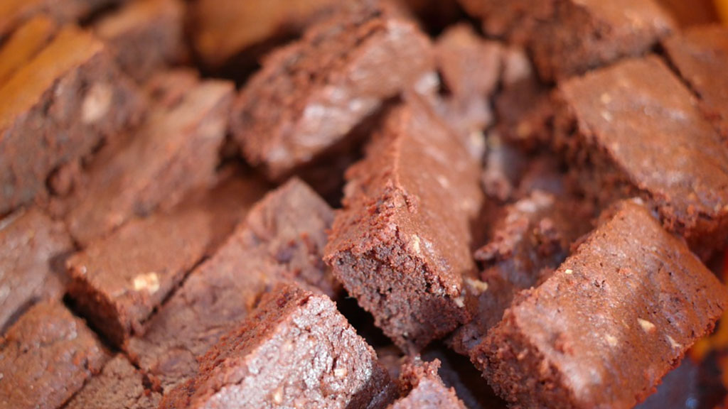 Brownie sem glúten com feijão branco