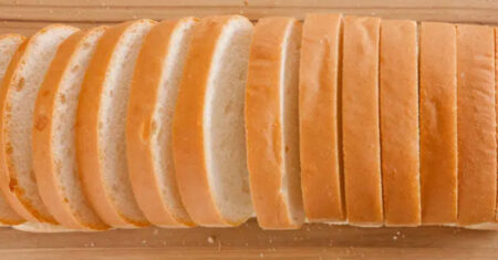 Pão de forma sem sovar, com massa fofinha e deliciosa, para fazer no dia a dia