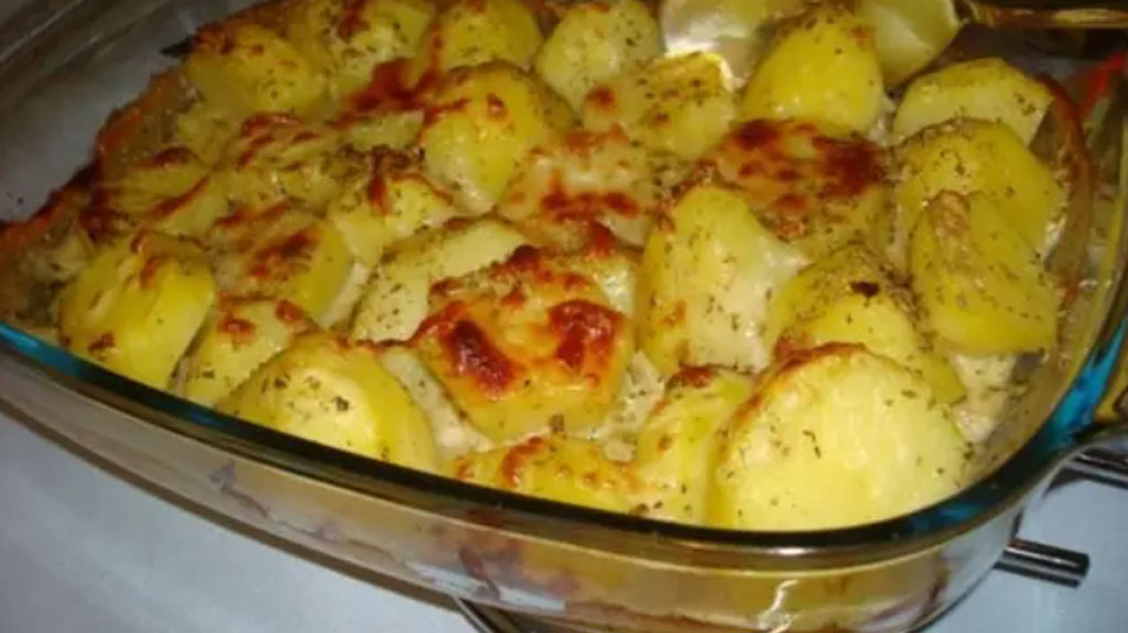 Batata gratinada com requeijão