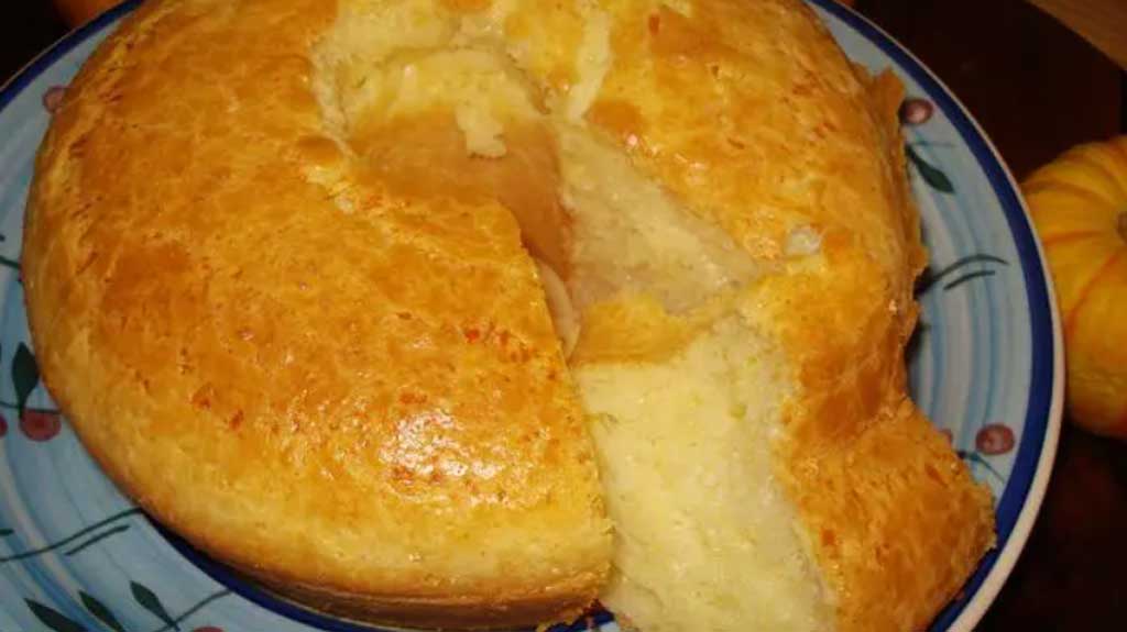 Pão de queijo na forma