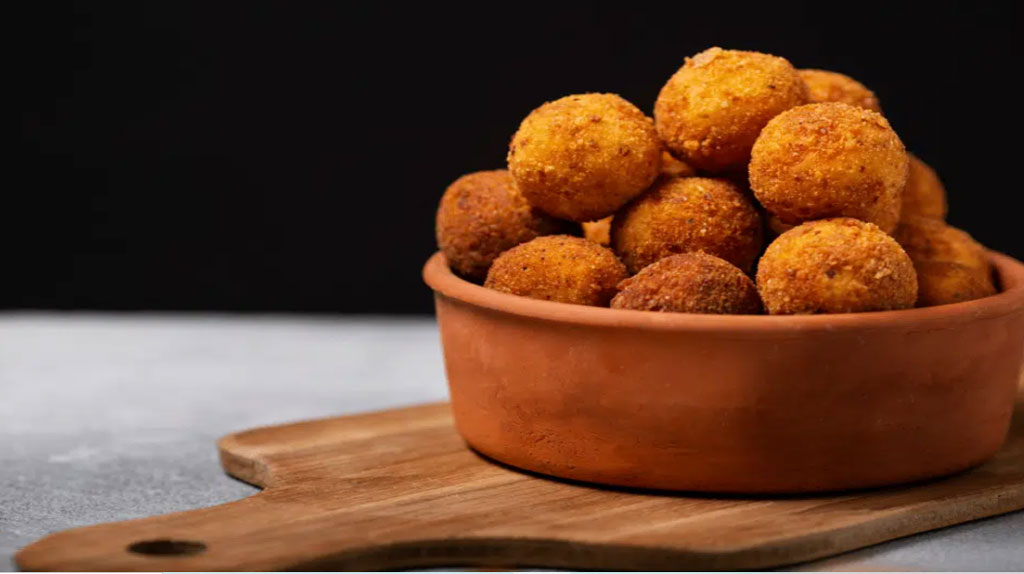 Croquete de carne seca crocante