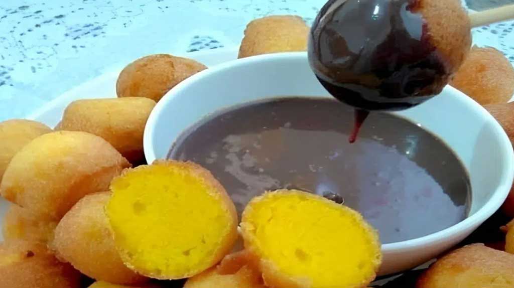 Bolinho de cenoura com chocolate