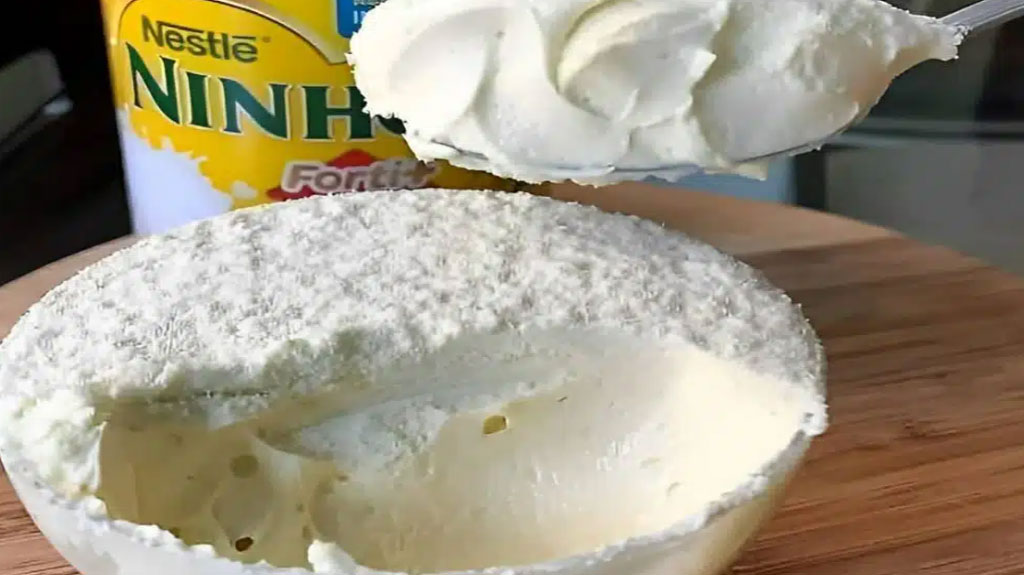 Mousse de leite moça com ninho