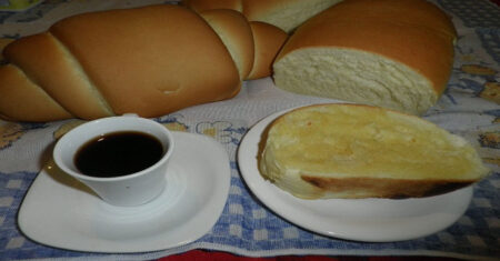 Pão caseiro da vovó, fica super macio e delicioso, faça agora para o café da manhã