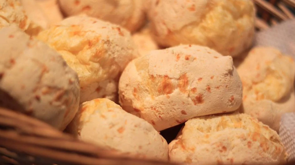 Pão de queijo fácil