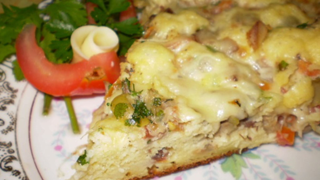 Torta salgada com pão amanhecido