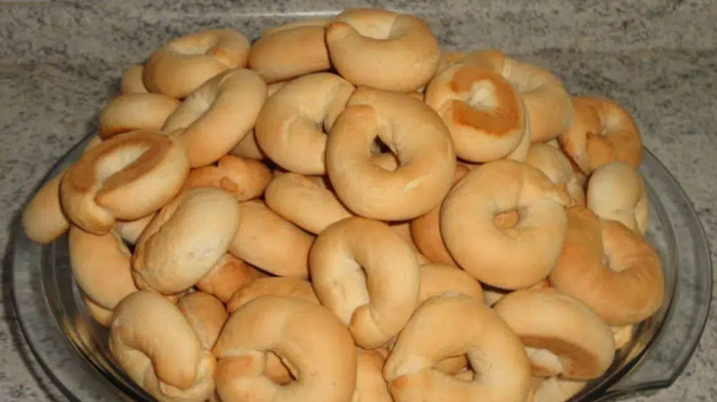 Rosquinha fácil de leite condensado