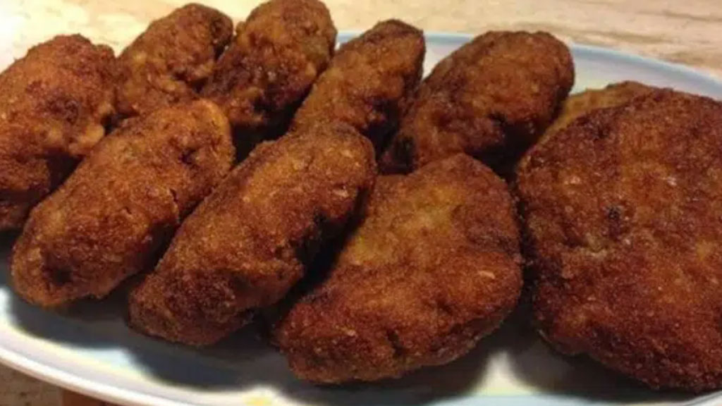 Bolinho de carne com pão, fica uma verdadeira delícia