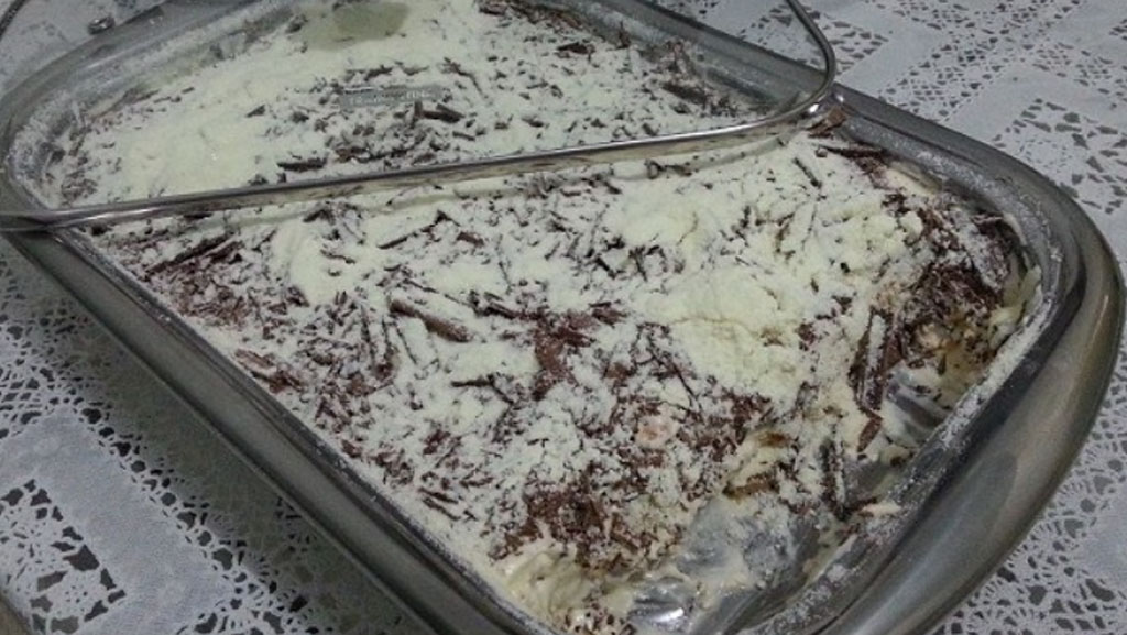 Pavê de leite ninho cremoso e chocolate: a sobremesa que não pode faltar no seu fim de semana