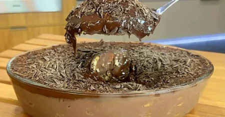 Pavê cremoso de chocolate, a sobremesa perfeita para festas de fim de ano