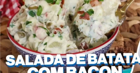 Salada de batata com bacon, uma explosão de sabores para sua ceia, confira