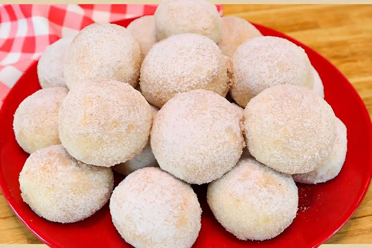 Bolinho de chuva assado