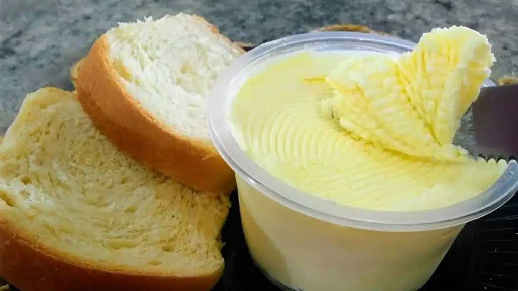Manteiga com creme de leite