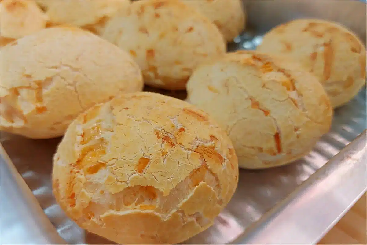 Pão de queijo fácil