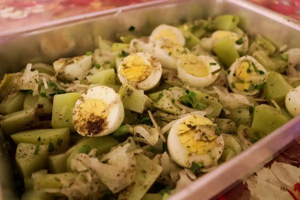 Salada de chuchu refrescante