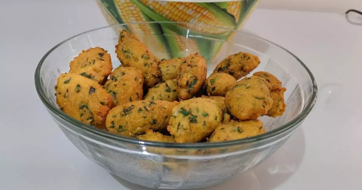 Bolinho frito de fubá