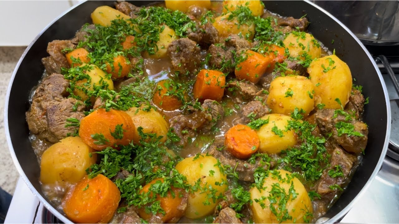 Carne de músculo com legumes