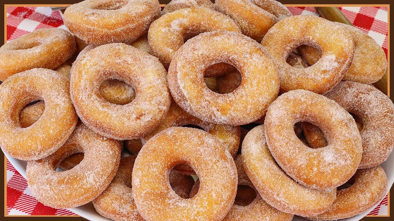 Rosquinha frita com canela