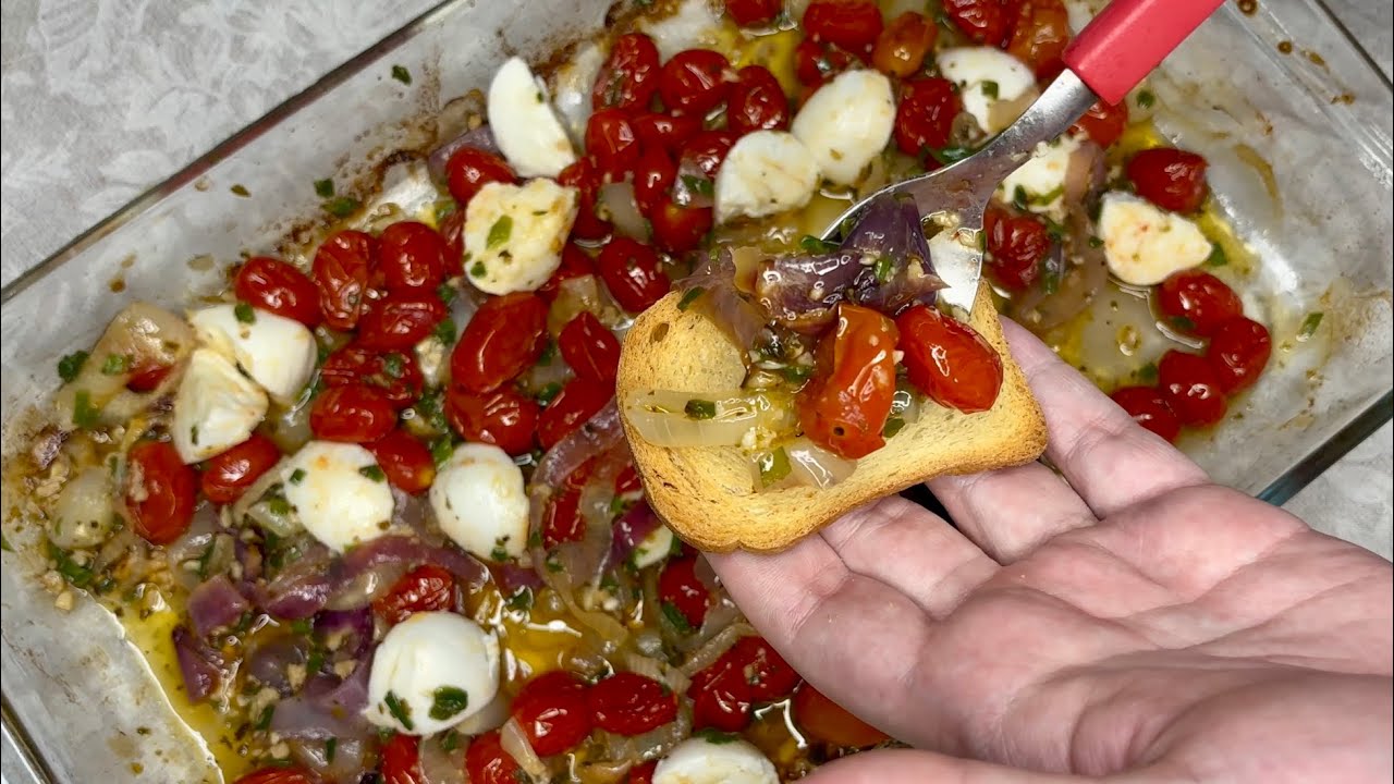 Tomate confitado com queijo